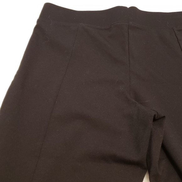 HUE Black Flat Front Pull On Pants - Picture 10 of 16